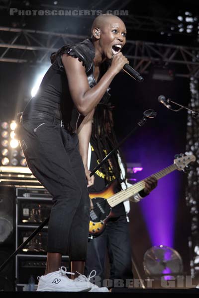 SKUNK ANANSIE - 2010-08-27 - SAINT CLOUD - Domaine National - Grande Scene - 